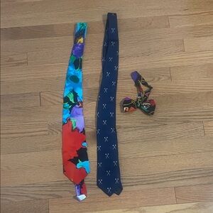 Vibrant Floral and Navy Tie Set